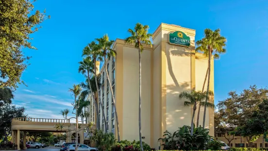 La Quinta Inn & Suites by Wyndham West Palm Beach Airport