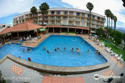 Resort Hotel Los Ceibos Hoteles en 