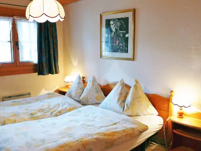 Utoring Plaz 030 Hotels near Camping Naturzeltplatz Rona