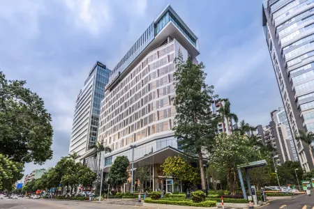 the Summit Hotel Отели рядом с достопримечательностью «Zhongshan Technical Institute (East Campus)»