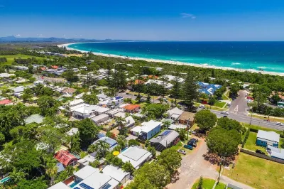 Aaloka Bay - Heritage Charm w. Pool & Spa