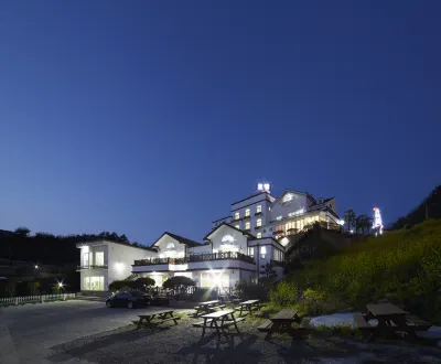 Goheung Hayan Noeul Hotel Hotels near Dadohae National Park - Goheung Area