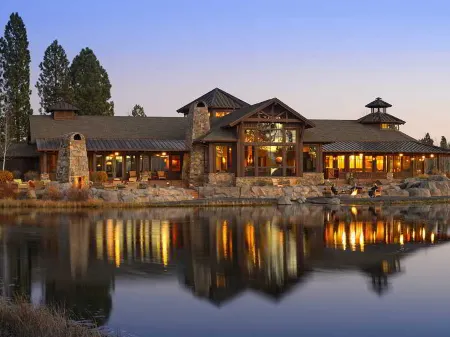 Sunriver Resort Отели в г. Санривер