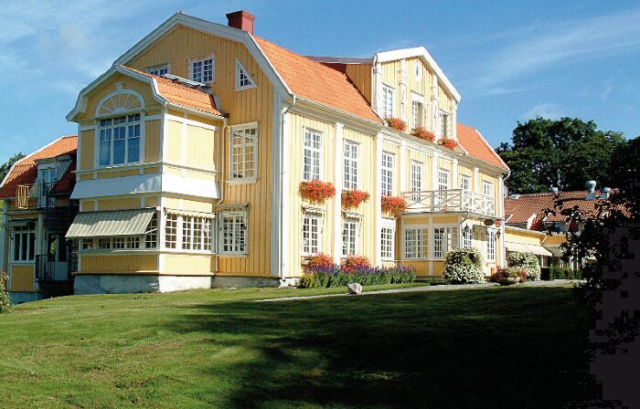 Ronnums Herrgård | Collection by Ligula