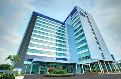 Holiday Inn Express Jakarta International Expo Hotels in der Nähe von Pasar Sunter Kirana
