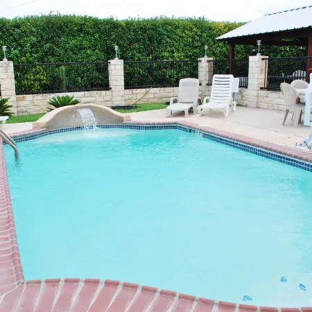 Americas Best Value Inn Buda