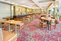 Wyndham Garden Pittsburgh Airport Hotels in Findlay Township