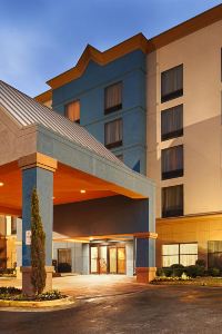 best hotels in riverdale ga