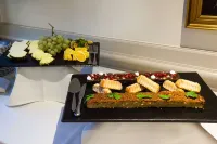 Hotel Kryb I Ly Kro - breakfast