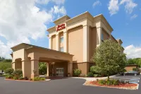 Hampton Inn & Suites Greenfield Hotels in Franklin County