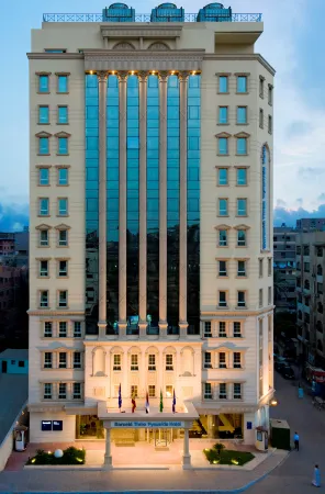 Barceló Cairo Pyramids Отели рядом с достопримечательностью «Каирский университет»