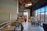 La Quinta by Wyndham Irvine Spectrum