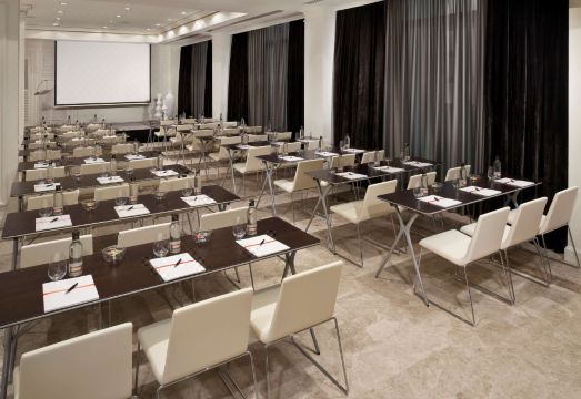 그란 멜리아 팔라시오 데 로스 두퀘 옥상 수영장