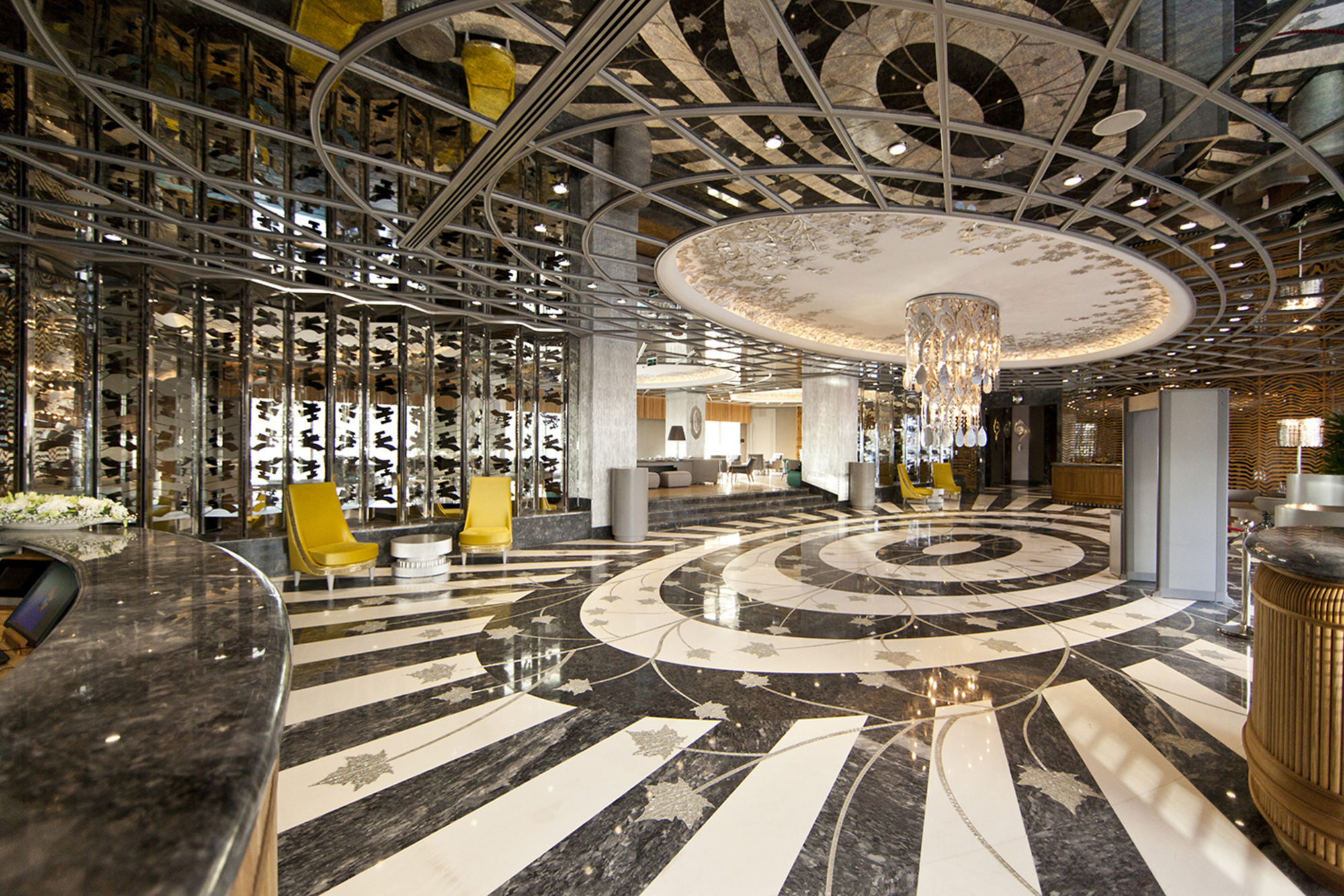 Wyndham Grand Istanbul Kalamış Marina Hotel