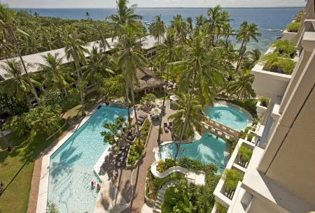 Costabella Tropical Beach Hotel