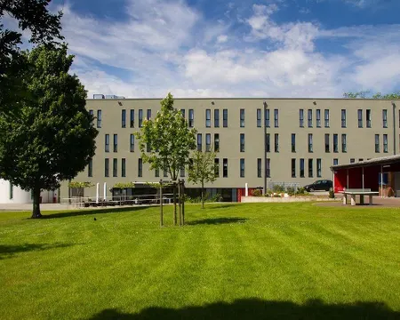 Friendly Cityhotel Oktopus Hoteles en Siegburg