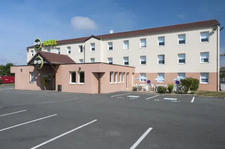 B&B Hotel Paray-Le-Monial Отели в г. Сен-Жульен-де-Сиври