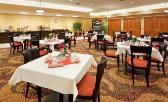 DoubleTree by Hilton Livermore, CA - Housity