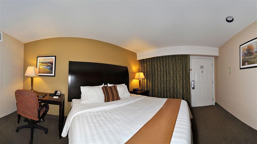 Best Western Plus Meridian Inn & Suites, Anaheim-Orange