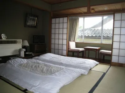 Suigetsurou Hotel Tonami Agriculture,Fishing Training House 주변 호텔