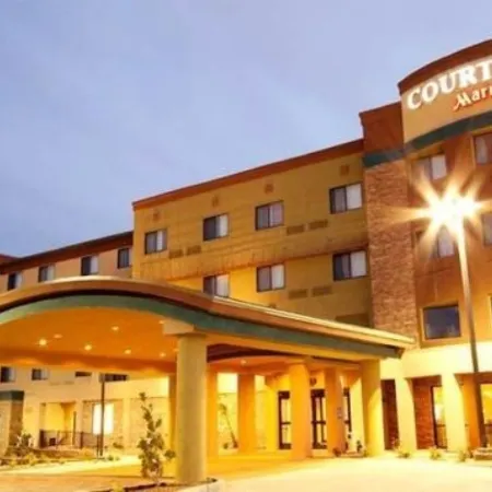 Courtyard Victorville Hesperia