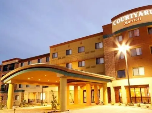 Courtyard Victorville Hesperia Hotels in Hesperia