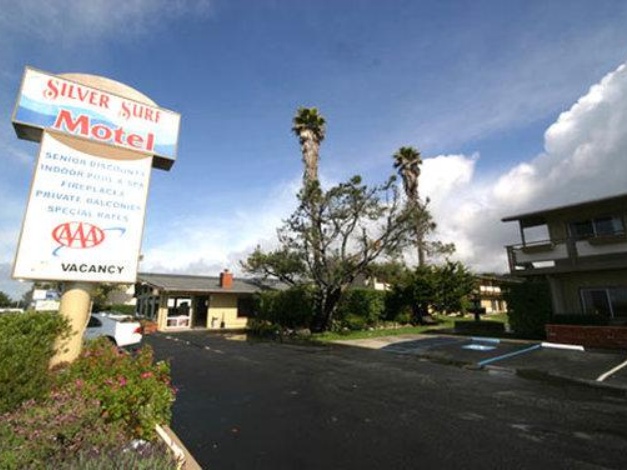 Silver Surf Motel San Simeon