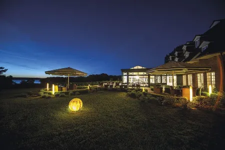 Bornmühle Отели в г. Блуменхольц