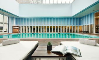 5. Hyatt Re..