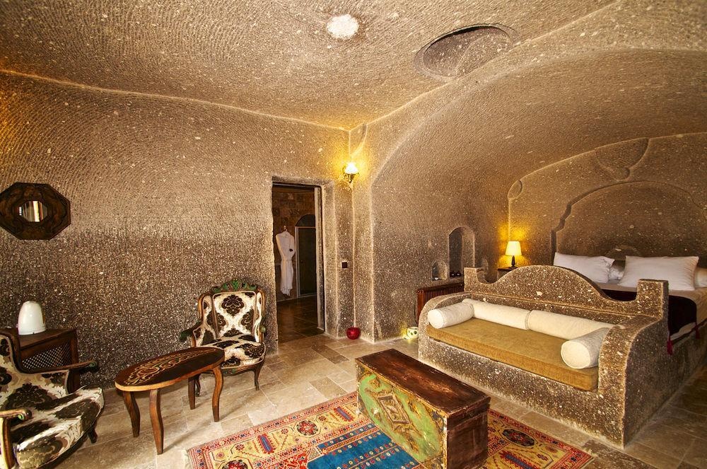 Grand Cave Suites