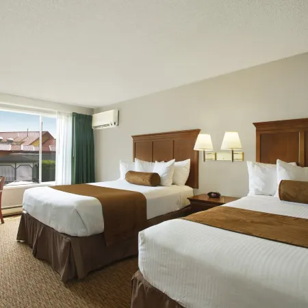Clarion Pointe Mount Vernon - Burlington