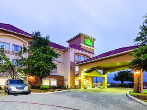 La Quinta Inn & Suites by Wyndham New Braunfels