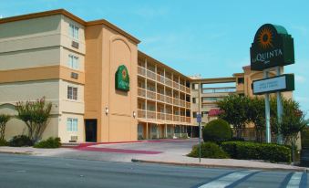 La Quinta Inn by Wyndham Austin Capitol / Downtown