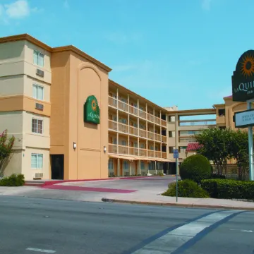 La Quinta Inn by Wyndham Austin Capitol / Downtown