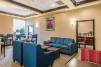 Comfort Inn & Suites Seattle North Hotels in Shoreline
