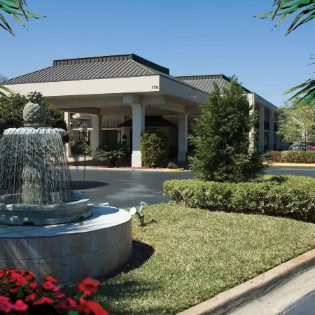 Days Inn by Wyndham Jacksonville Airport