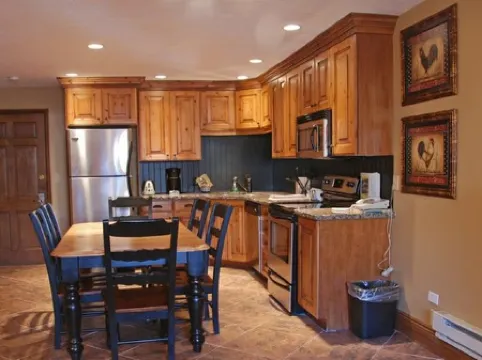 Treasure Mountain Inn