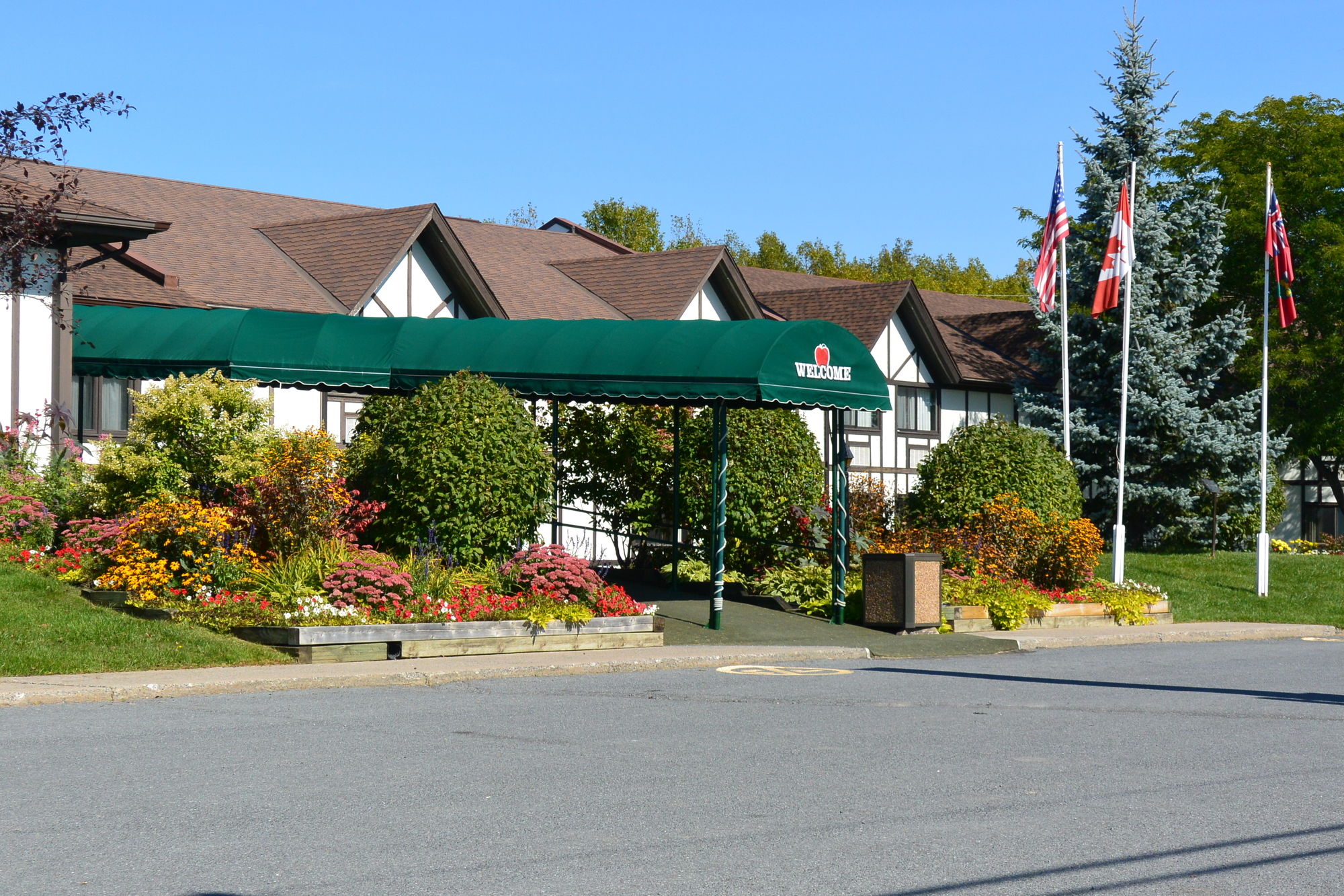 McIntosh Country Inn & Conference Centre