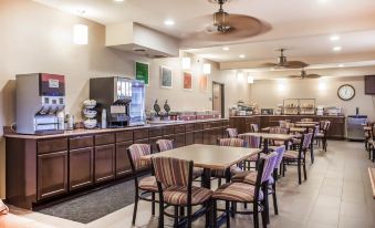 Comfort Inn & Suites St Louis - Chesterfield - Housity