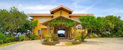Amarela Resort Отели рядом с достопримечательностью «Либаонг Уайт Бич»