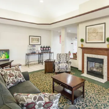 Comfort Suites Rochester Henrietta University Area