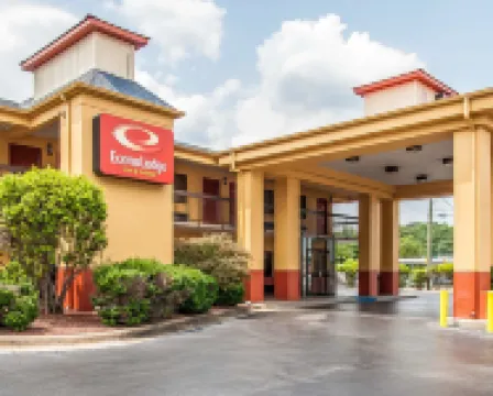 Econo Lodge Inn & Suites I-20, Exit 73 Hotels in Tuscaloosa County