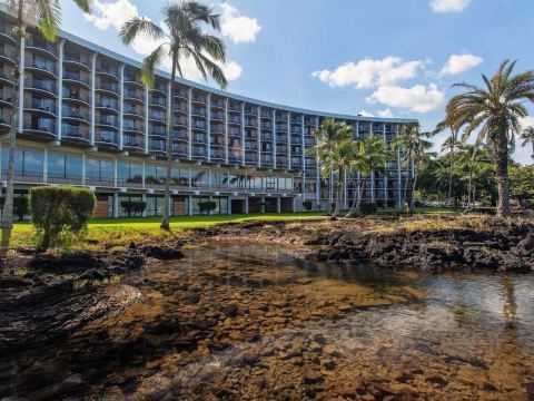 Castle Hilo Hawaiian Hotel