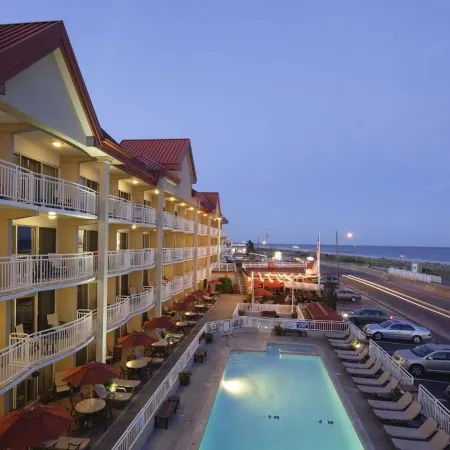 Montreal Beach Resort