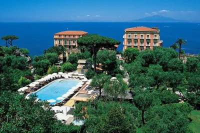 Grand Hotel Excelsior Vittoria Các khách sạn gần Sorrento in bici