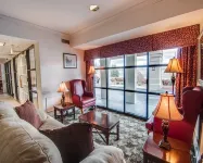Quality Inn Tanglewood Hotel di Cave Spring