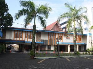 Lingga Hotel