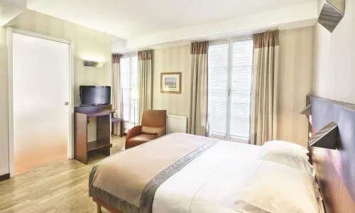 Hannong Hotel & Wine Bar