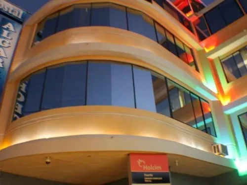 Hotel Los Algarrobos - 3-Star