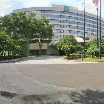 Embassy Suites by Hilton Orlando International Drive ICON Park